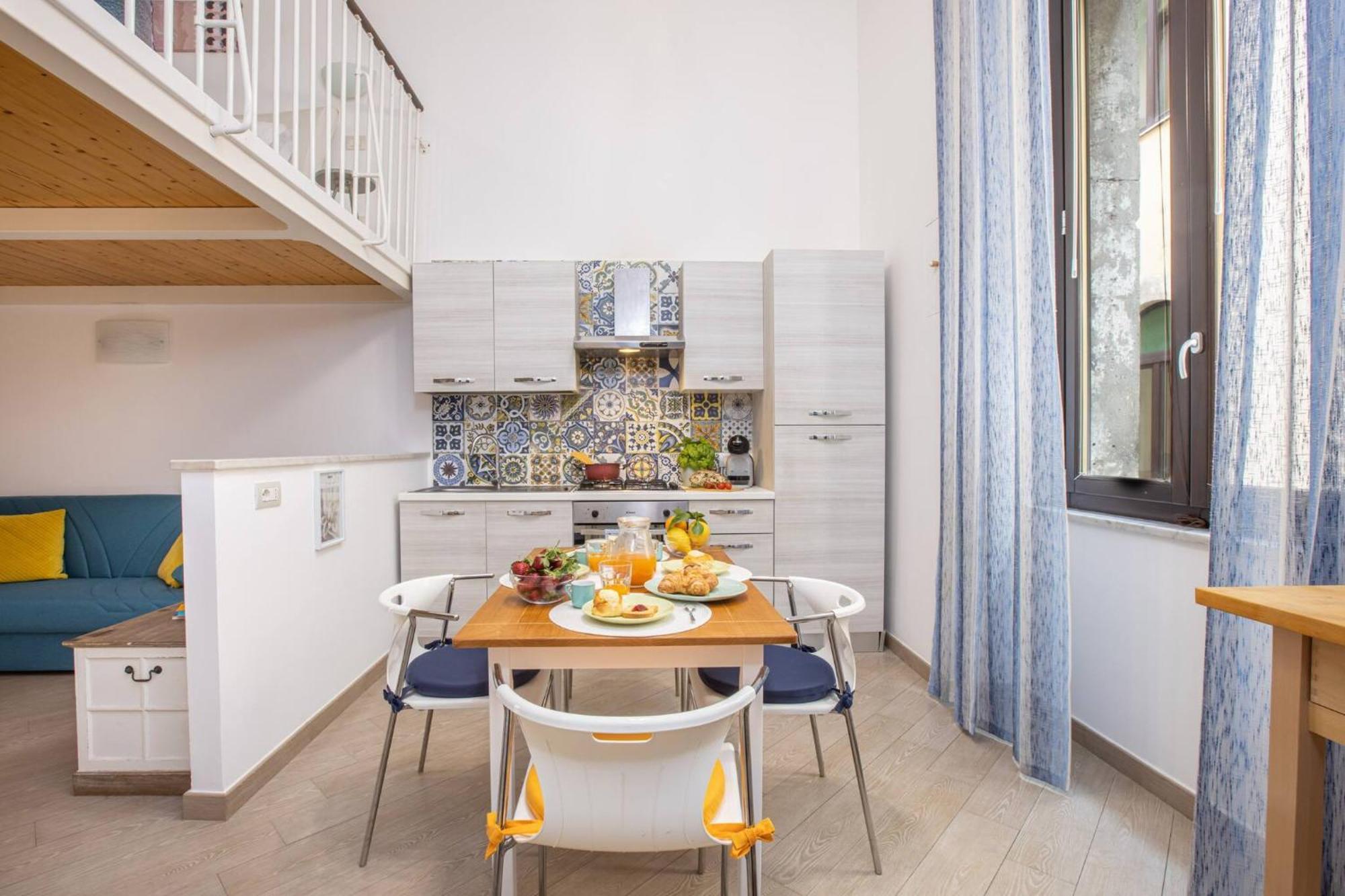 Cosy House Under The Arches In Sorrento Old Town Apartamento Exterior foto